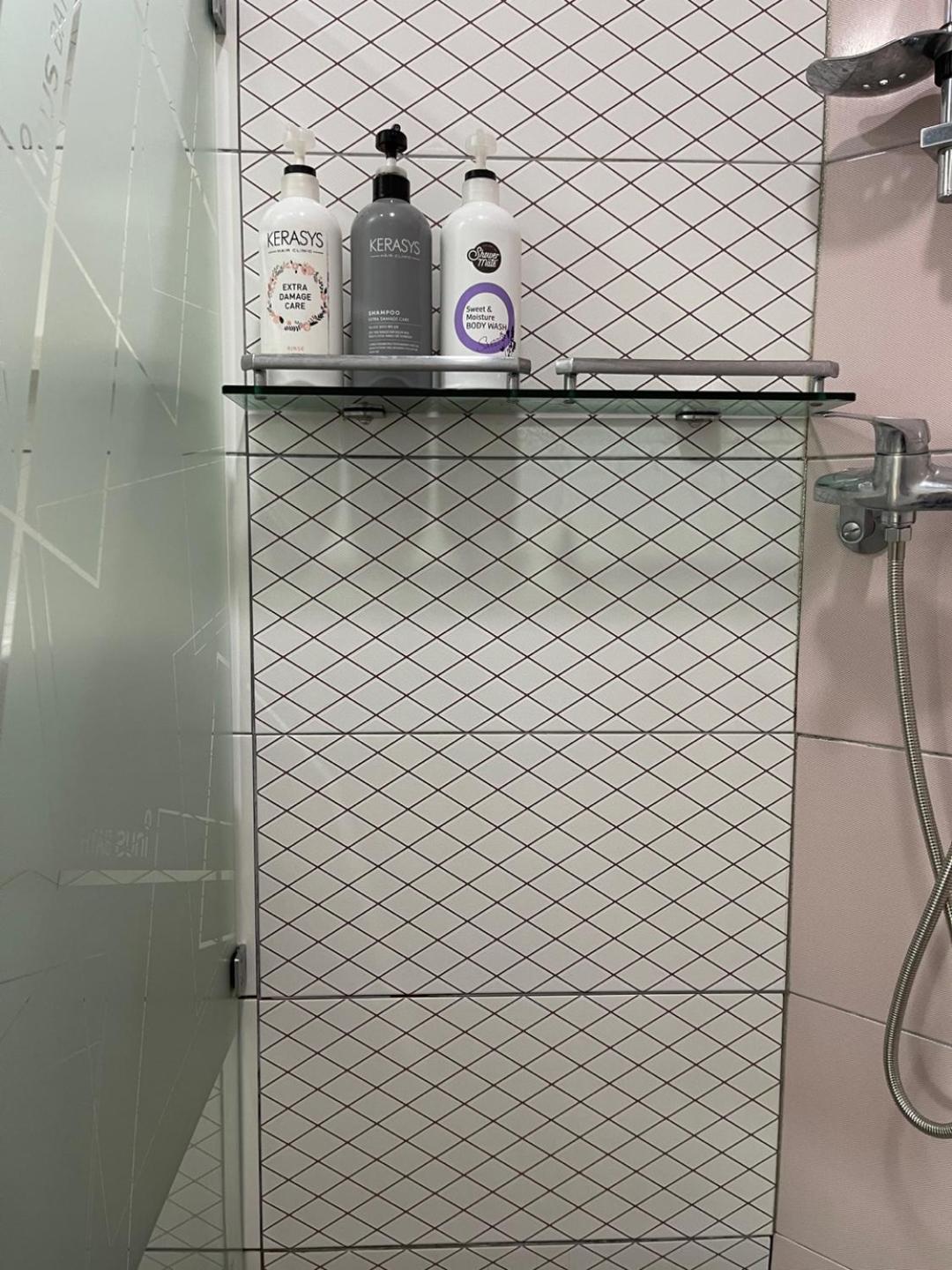 Hongdae Residence 3 - 1Min From Hongik Uni Station Exit #1 Seoul Exteriör bild